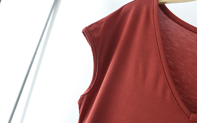 Solid Color And V-neck Sleeveless Loose Women's T-shirt Casual Bottoming Shirt Inner Wear Blouse
